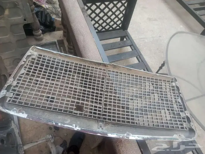 بسعر رخيص قطع مرسيدس w126 20