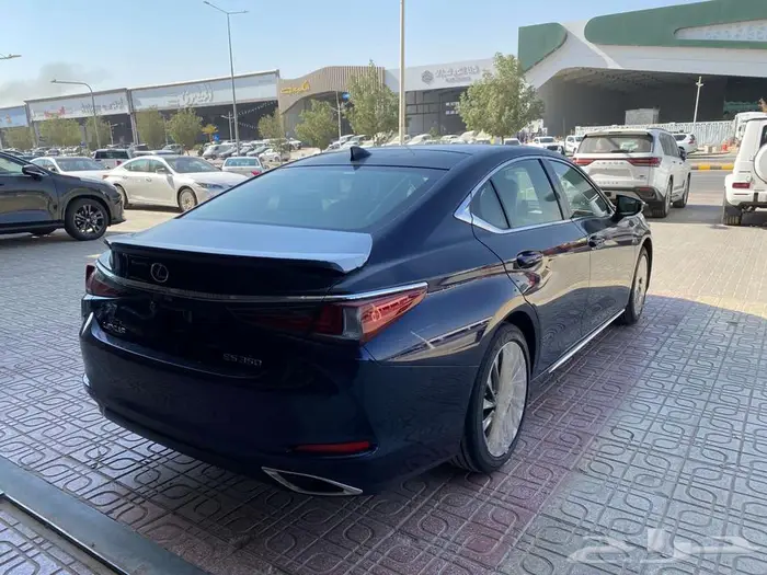 لكزس ES350 CC سعودي 2025 (اسود-تيتانيوم-رمادي- ازرق) 27