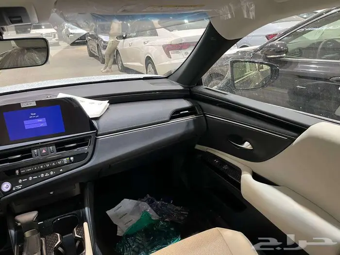لكزس ES250 AA ستاندر 2025 (سعودي بطاقة جمركية) 9