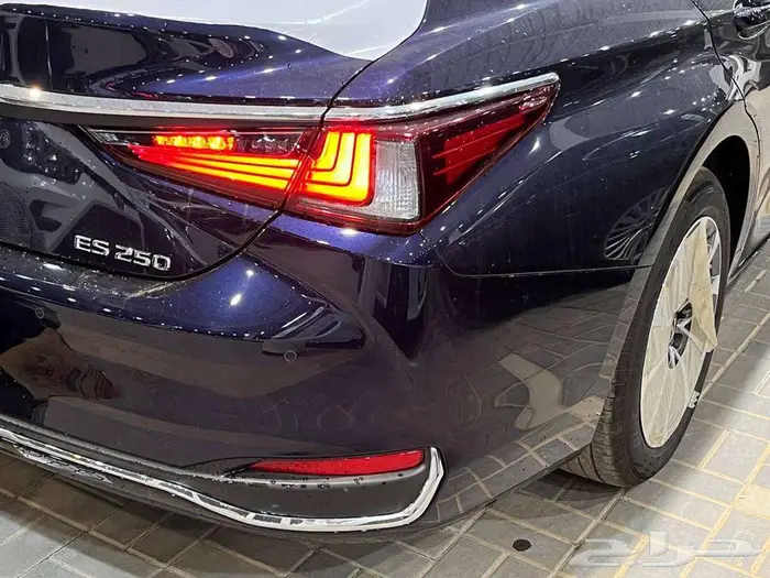 لكزس ES250 AA ستاندر 2025 (سعودي بطاقة جمركية) 6