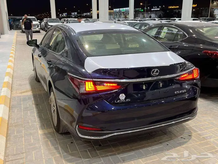لكزس ES250 AA ستاندر 2025 (سعودي بطاقة جمركية) 5