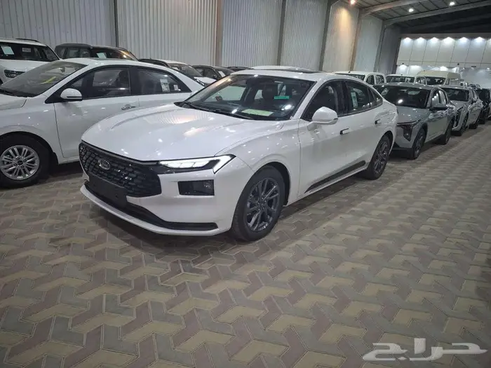 فورد تورس امبيانتى استاندر 2026 0