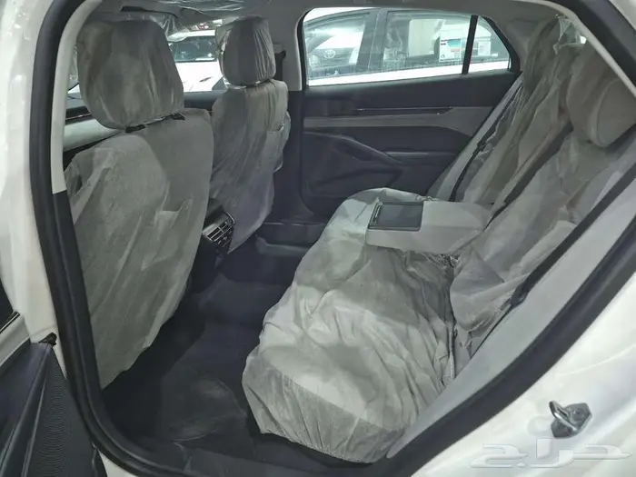 فورد تورس امبيانتى استاندر 2026 6