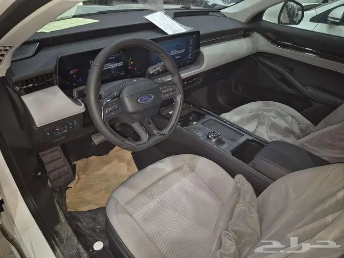 فورد تورس امبيانتى استاندر 2026 10