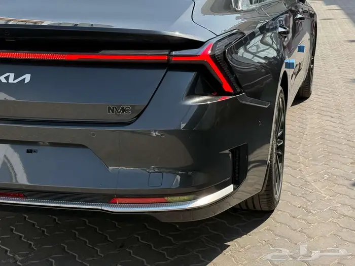 كيا k8 نص فل وكالة 2026 لدى سفنز 11