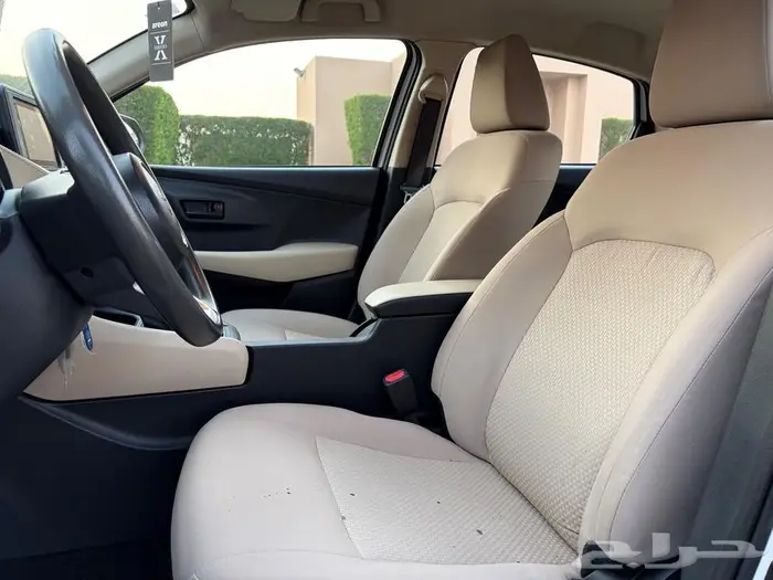 تويوتا يارس 2023 فئة Y (شاشة-جنوط) 11