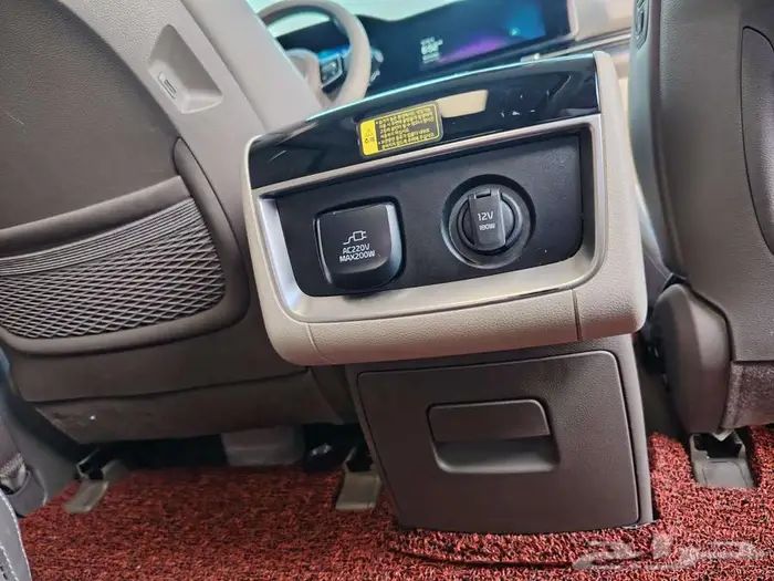 تأجير سيارة فخمة بمكة وجدة VIP مع السواق 42