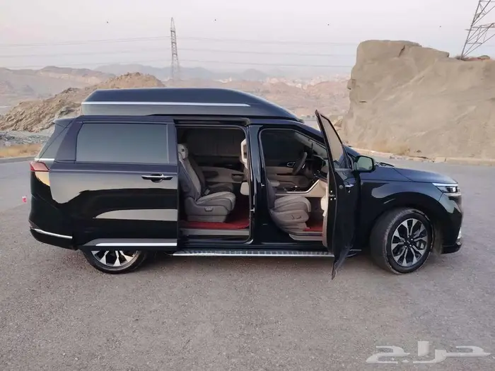 تأجير سيارة فخمة بمكة وجدة VIP مع السواق 40