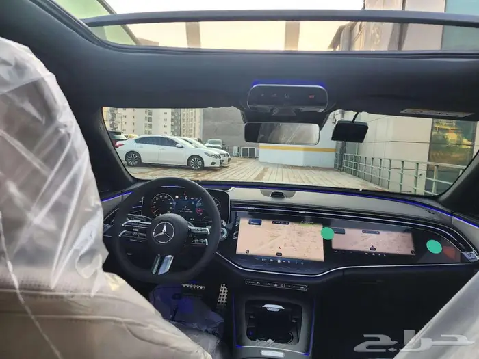 مرسيدس E300 موديل 2025 اصفار 15