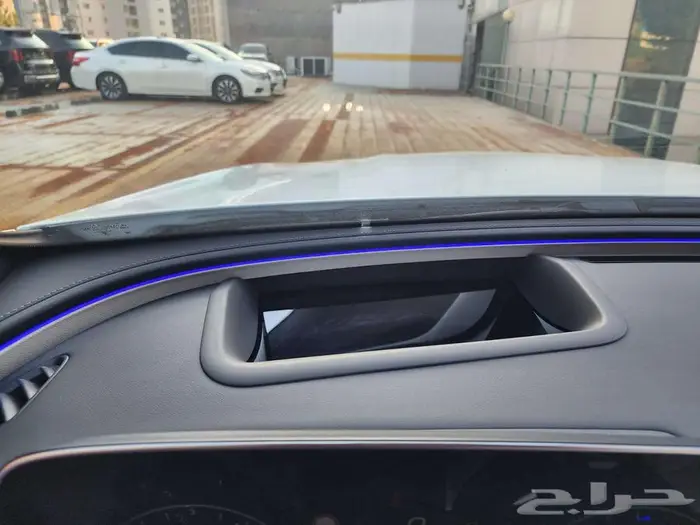 مرسيدس E300 موديل 2025 اصفار 20