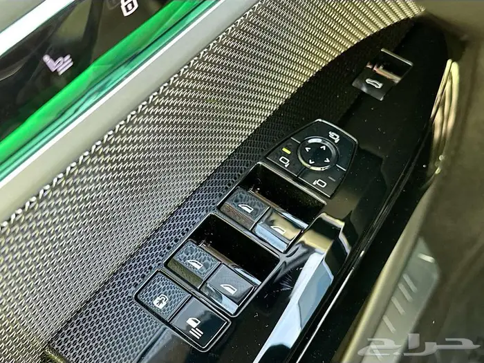 BMW 740I 2023 بسعر 323 الف واصله للبيت 25