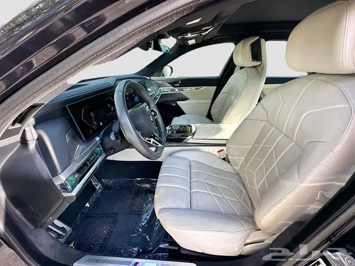 BMW 740I 2023 بسعر 323 الف واصله للبيت 12