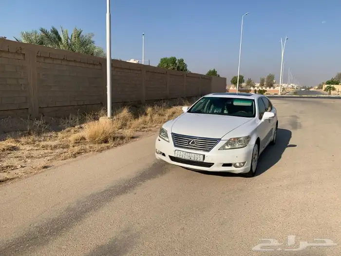 لكزس LS2010 7
