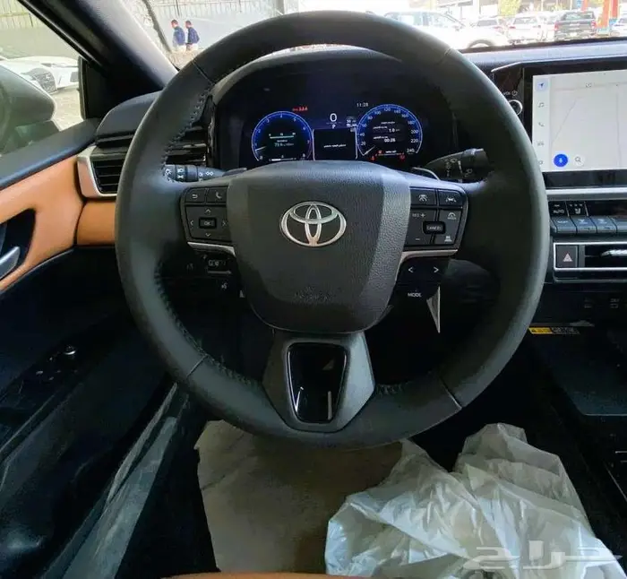 تويوتا كامري جراندي بنزين 2025 6