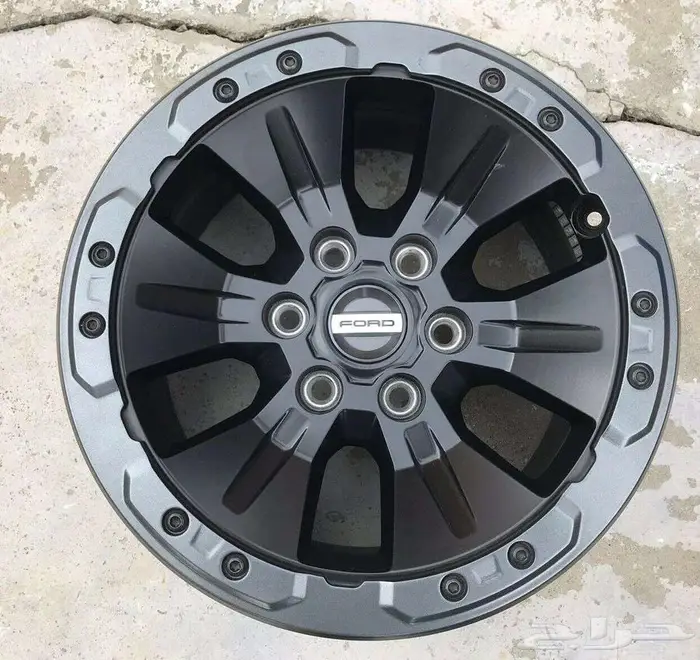 يتوفر لدينا جنوط فورد رابتر 7