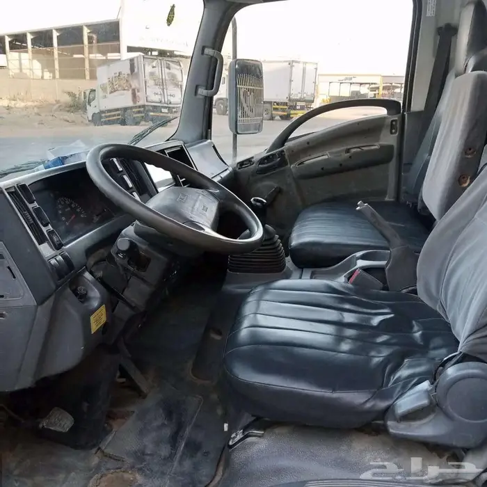 ايسوزو دينا تيربو شاص 5 متر 2011 6