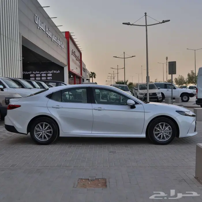 تويوتا كامري 2025 جميع الفئات (مبيعات اقساط) 1