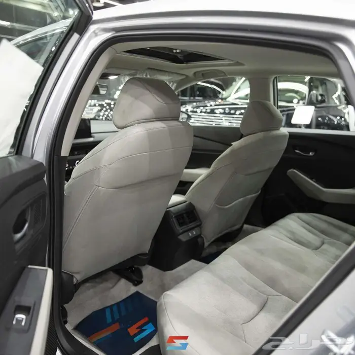 هوندا اكورد EX نص فل 2025 8