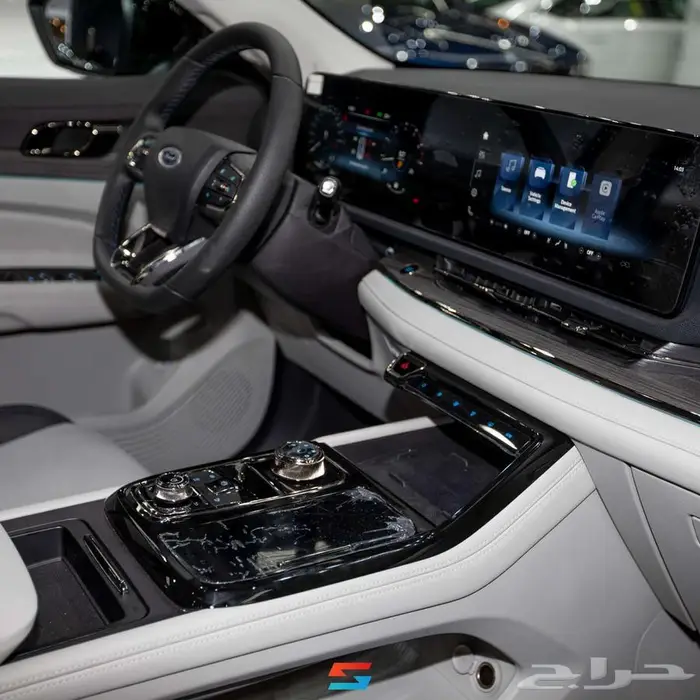 فورد تيريتوري تيتانيوم موديل 2025 10