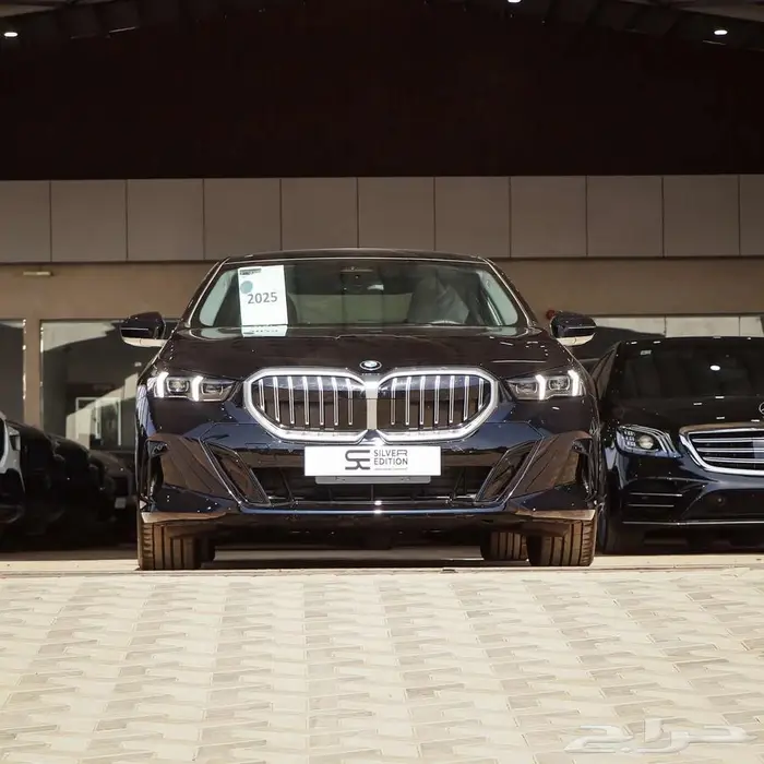 بي ام دبليو 530LI جديد 2025 0