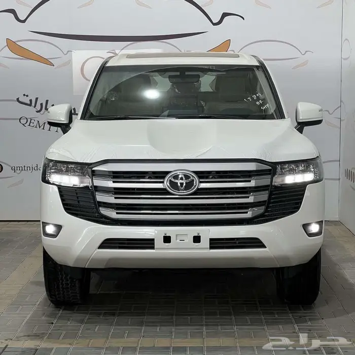 لاندكروزر GXR رقم 2 دبل بنزين بريمي 2025 عرض 263 الف ريالد 1