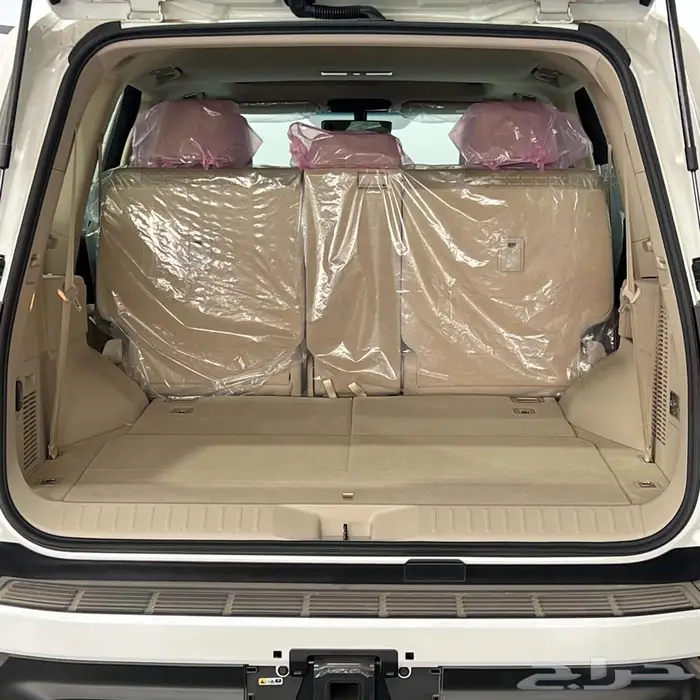 لاندكروزر GXR رقم 2 دبل بنزين بريمي 2025 عرض 263 الف ريالد 4