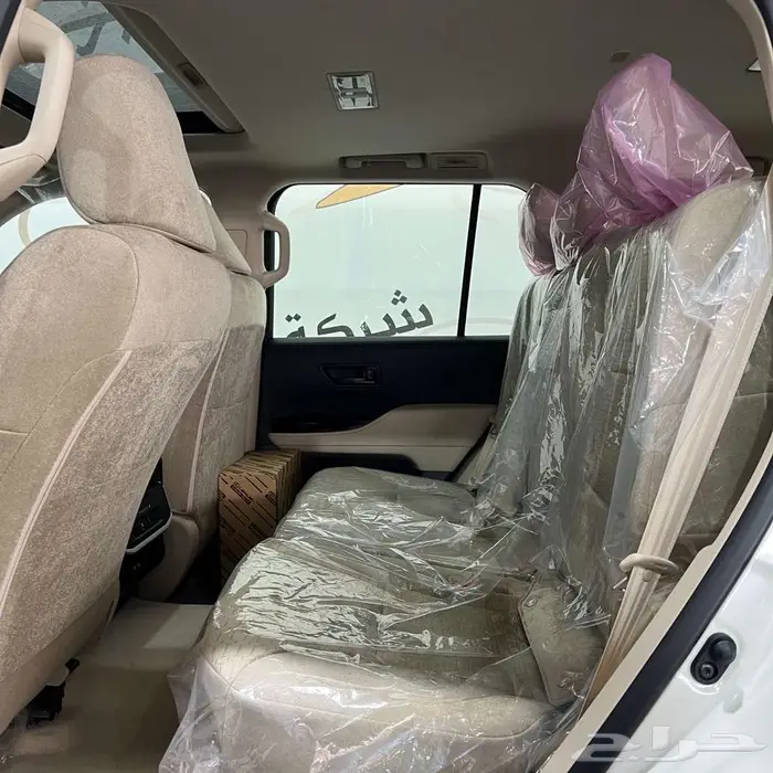 لاندكروزر GXR رقم 2 دبل بنزين بريمي 2025 عرض 263 الف ريالد 5