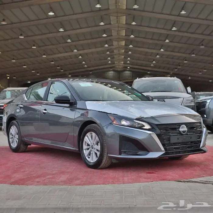 نيسان التيما 2025 استاندر (مبيعات اقساط) 4