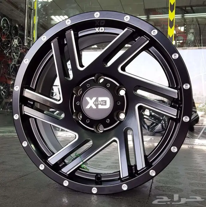 يتوفر لدينا جنوط فورد رابتر 8