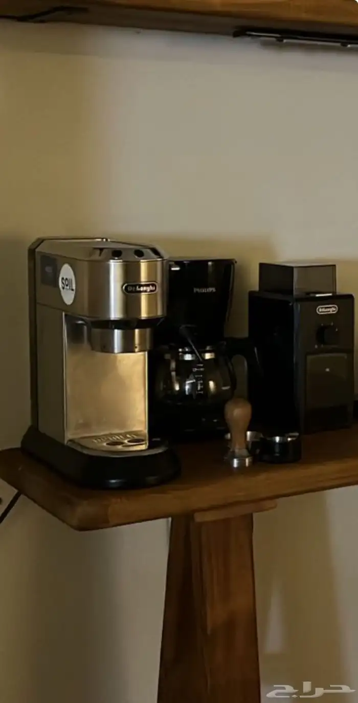 ماكينه ديلونجي مع كامل ملحقاتها ومطحنه ديلونجي 0