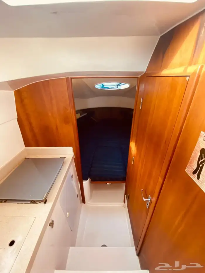 قارب طراد بيبي يخت (وكواوند 31 قدم للبيع ) 4