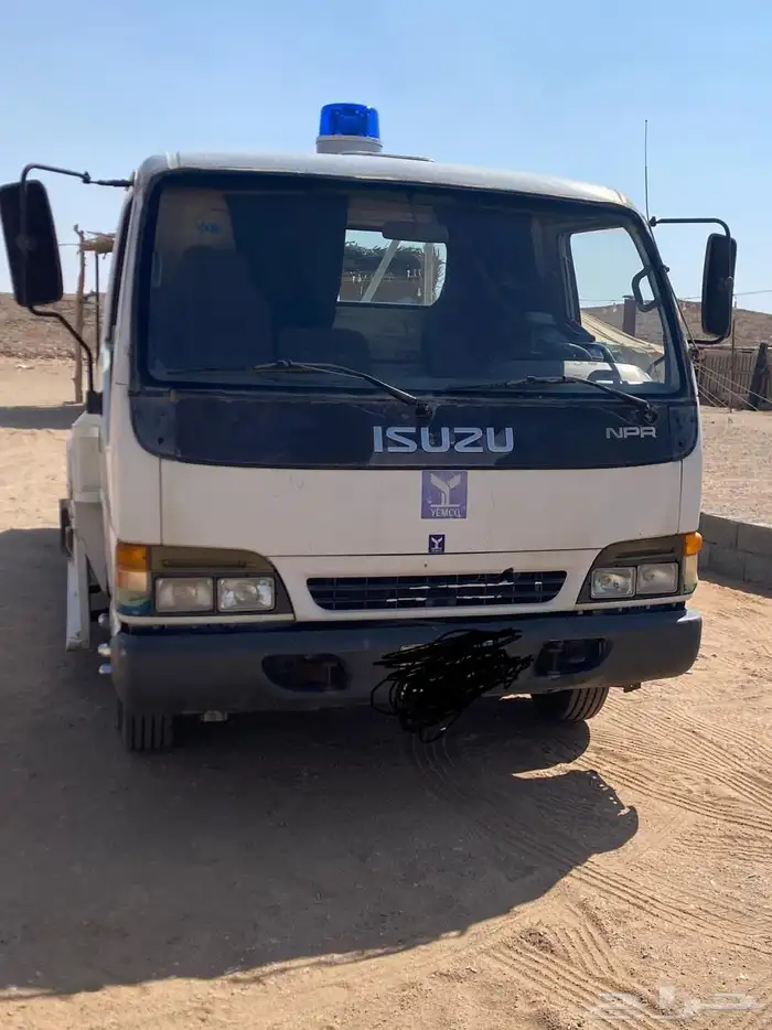 للبيع سطحه دينا سيزو موديل 2002 ديزل 0