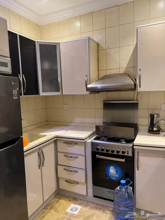 للبيع شقه جده حي السلامه 2 8