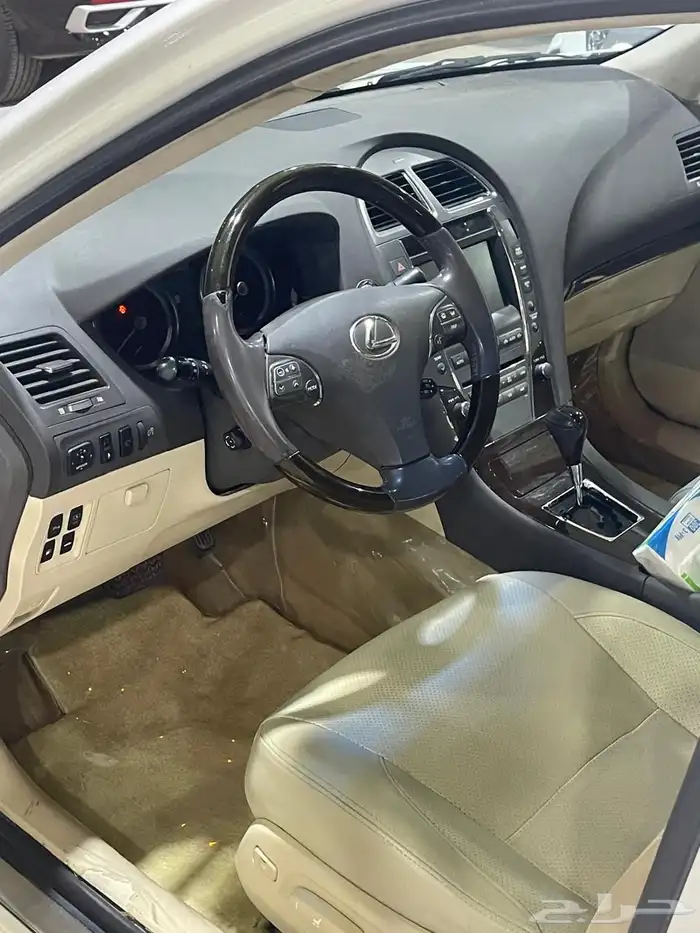 لكزس ES 350 بنزين موديل 2012 6