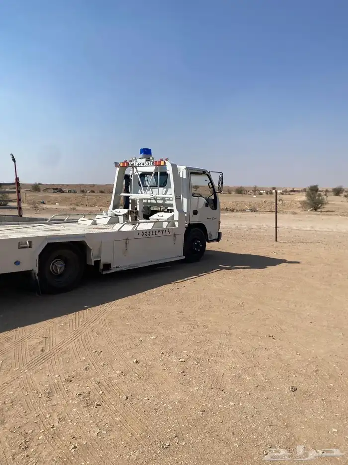 للبيع سطحه دينا سيزو موديل 2002 ديزل 1