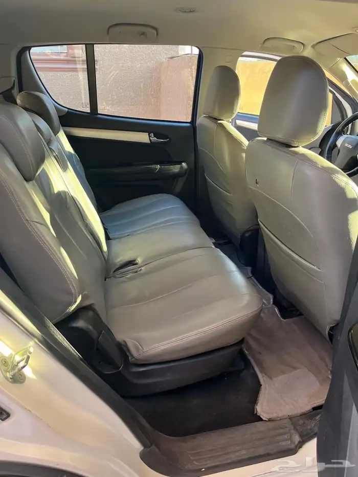 جيب إيسوزو 2021 للبيع 5