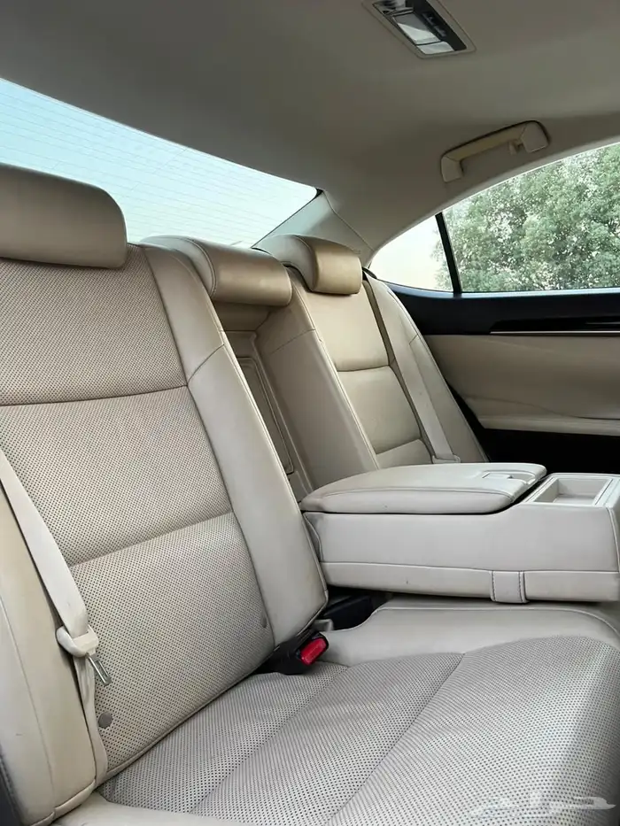 لكزس ES350 2016 (( بحالة ممتازة )) 33
