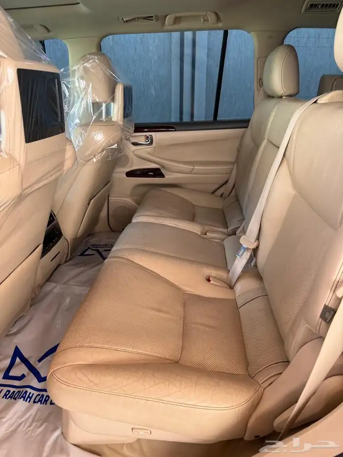 لكزس 2013 لازم هوية اماراتية 8