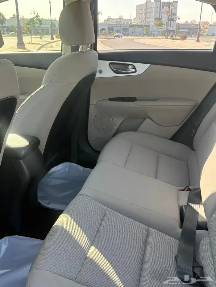 كيا سيراتو بحالة الوكاله 5