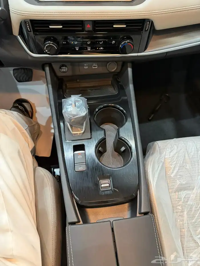 نيسان اكس تريل 7 ركاب ستاندر بدون دبل 2026 10