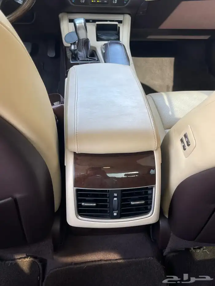 لكزس ES 2016 DD فل كامل 35