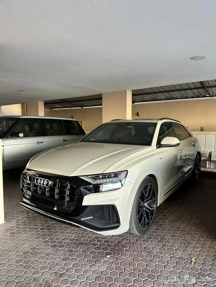 اودي Q8 ممشى قليل تحت الضمان والصيانة 0