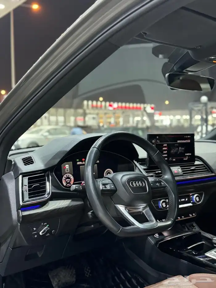 جيب اودي Q5 بلاك ايدشن ساماكو 2023 للبيع 13