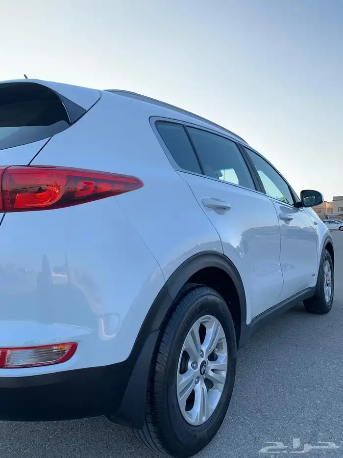 كيا سبورتاج ( بنزين) 2018 دبل 2.4 سعودي 5