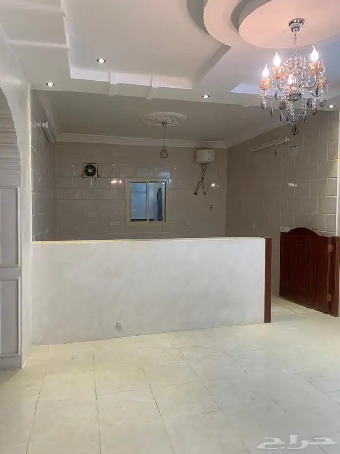 شقة فاخرة للايجار بحي حسان بن ثابت بالطائف 7