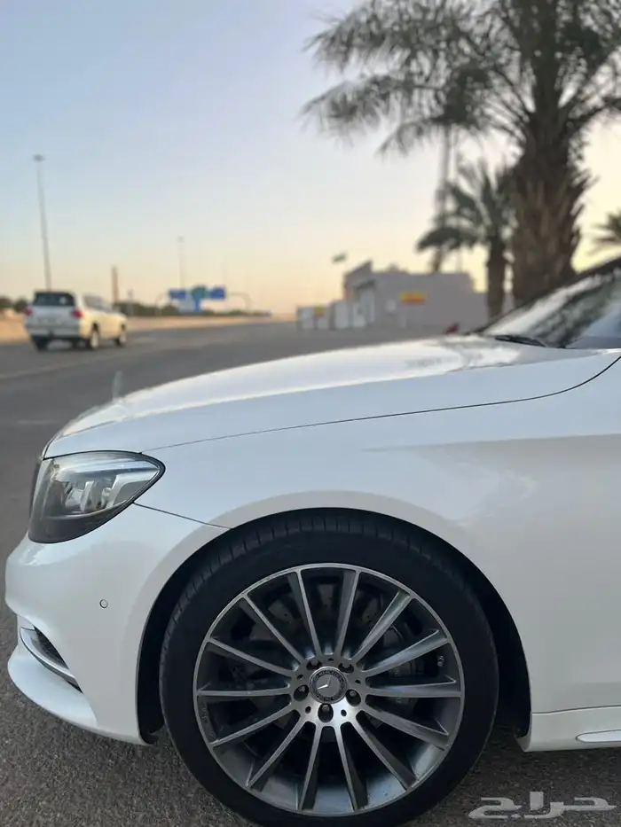 مرسيدس S400 موديل 2015 7