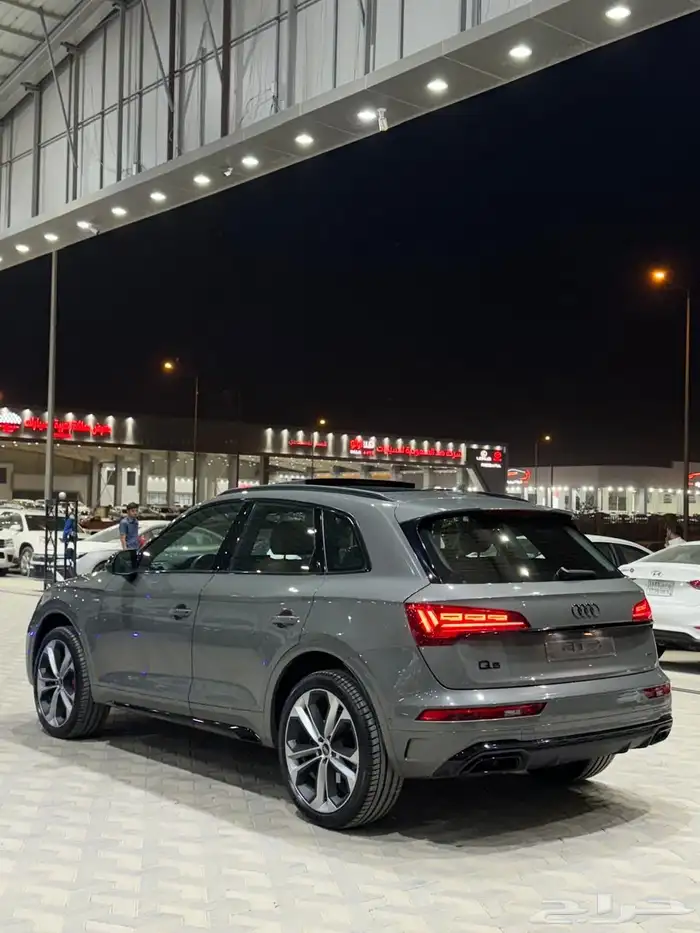 جيب اودي Q5 بلاك ايدشن ساماكو 2023 للبيع 8