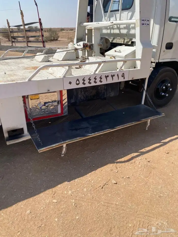 للبيع سطحه دينا سيزو موديل 2002 ديزل 5