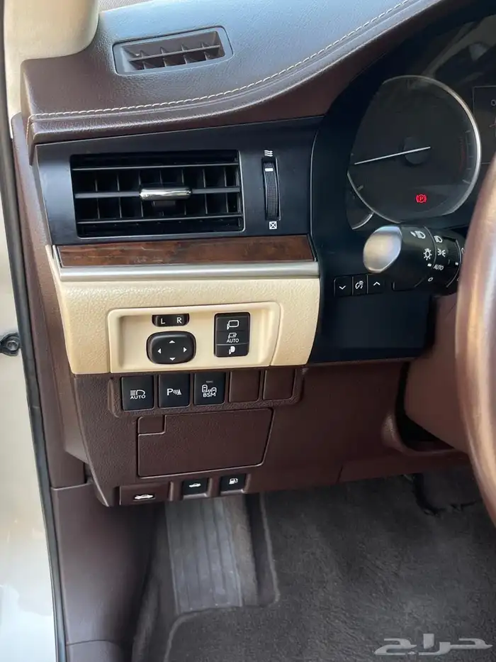 لكزس ES 2016 DD فل كامل 29