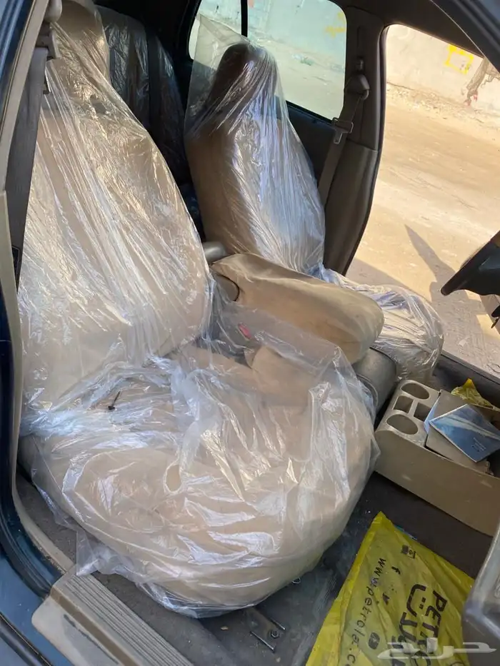 فورد فكتوريا قطع غيار 2003 8